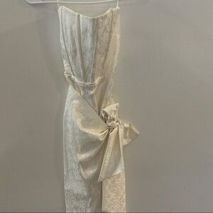 V. Chapman Corset Jacquard Front-Slit Strapless Gown In Ivory